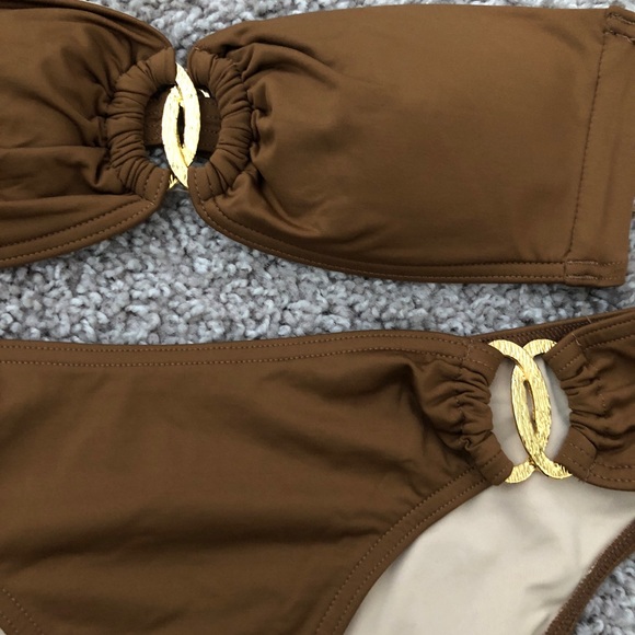 New! Victoria’s Secret Bikini Set - Picture 2 of 3